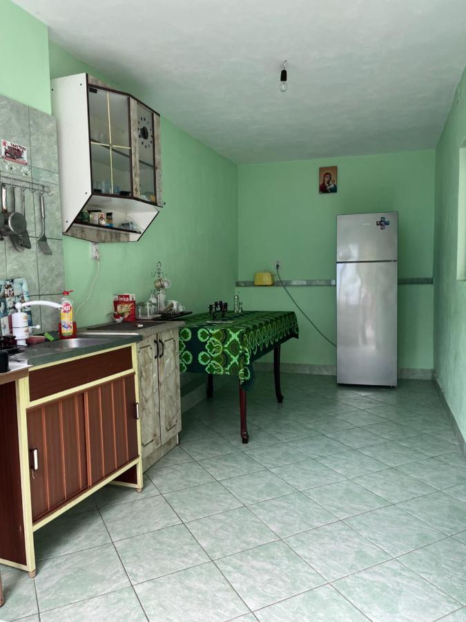 Casa Dina Hotel Baile Herculane Bagian luar foto
