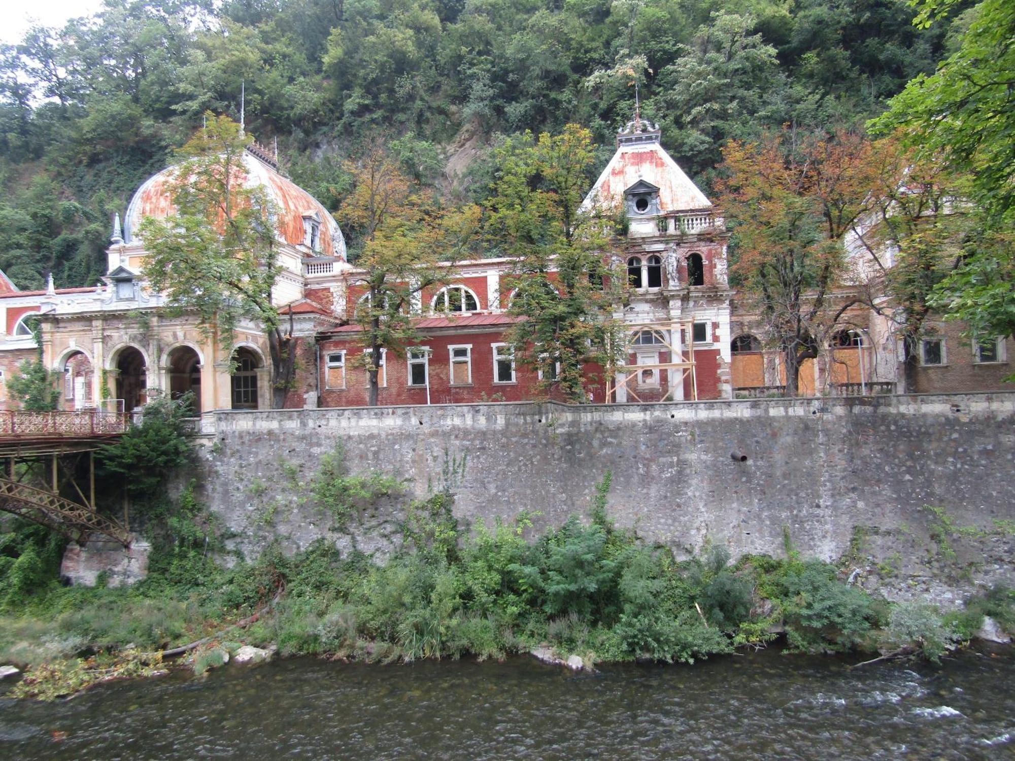 Casa Dina Hotel Baile Herculane Bagian luar foto