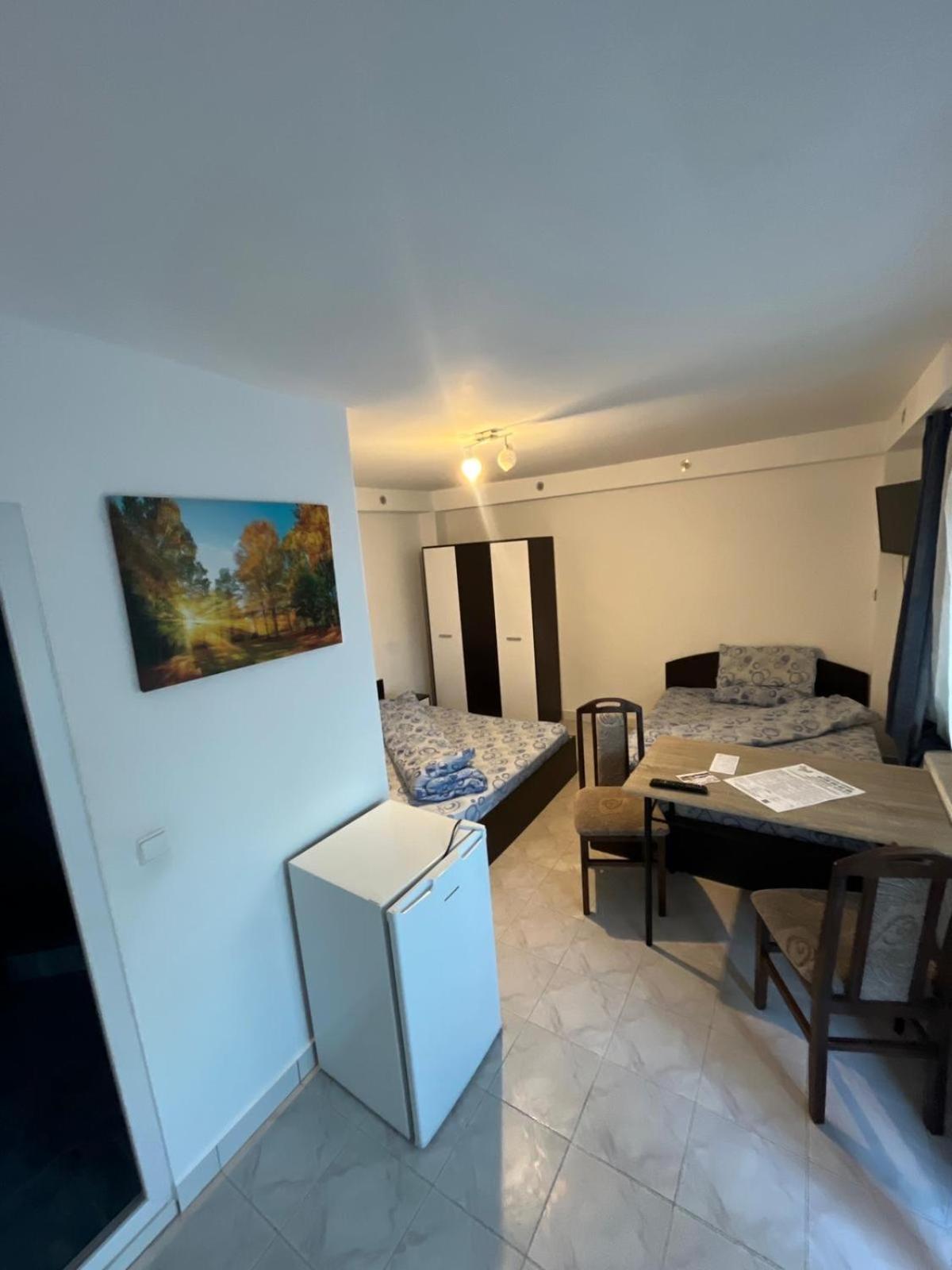 Casa Dina Hotel Baile Herculane Bagian luar foto